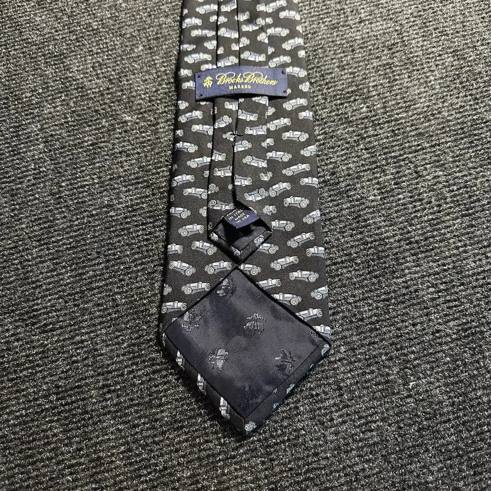 Brooks Brothers Makers Tie Silk Men's Tie Vintage Car Antique Racecar USA